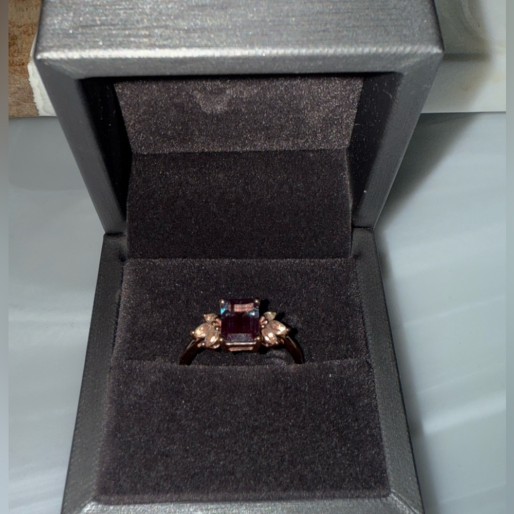 2CT Emerald cut Alexandrite 10k Rose Gold Ring